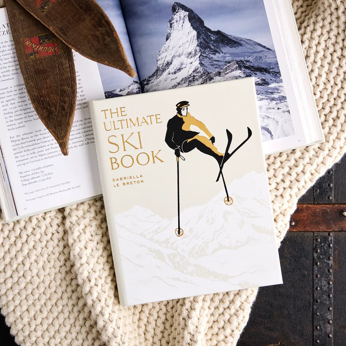 The Ultimate Ski Book - Books - Graphic Image - The Grove